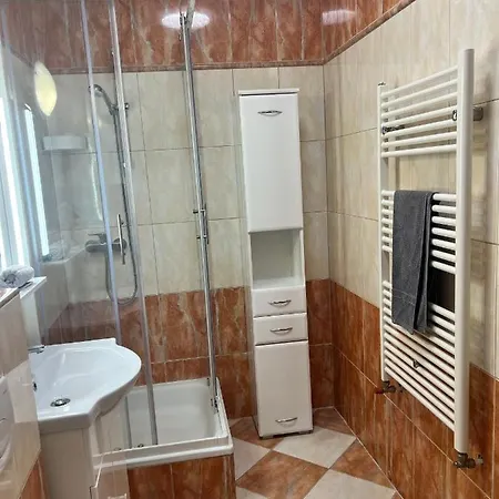 Apartment Meszlenyi Apartman I